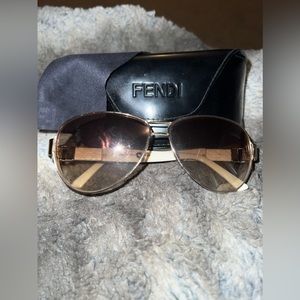 Fendi FS 5020 Cream Sunglasses